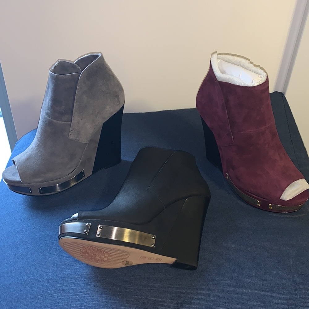 NIB Peep Toe Suede Booties